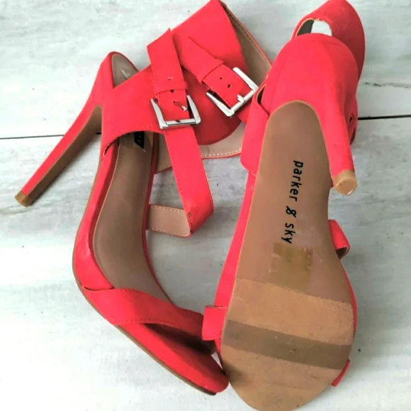 Parker and sky ankle strap heels - Picture 6 of 8